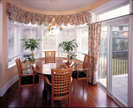 Решение купить окна Rehau – станет одним из лучших вариантов для частного дома.